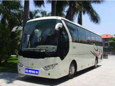 【巴士】金龍大巴49座